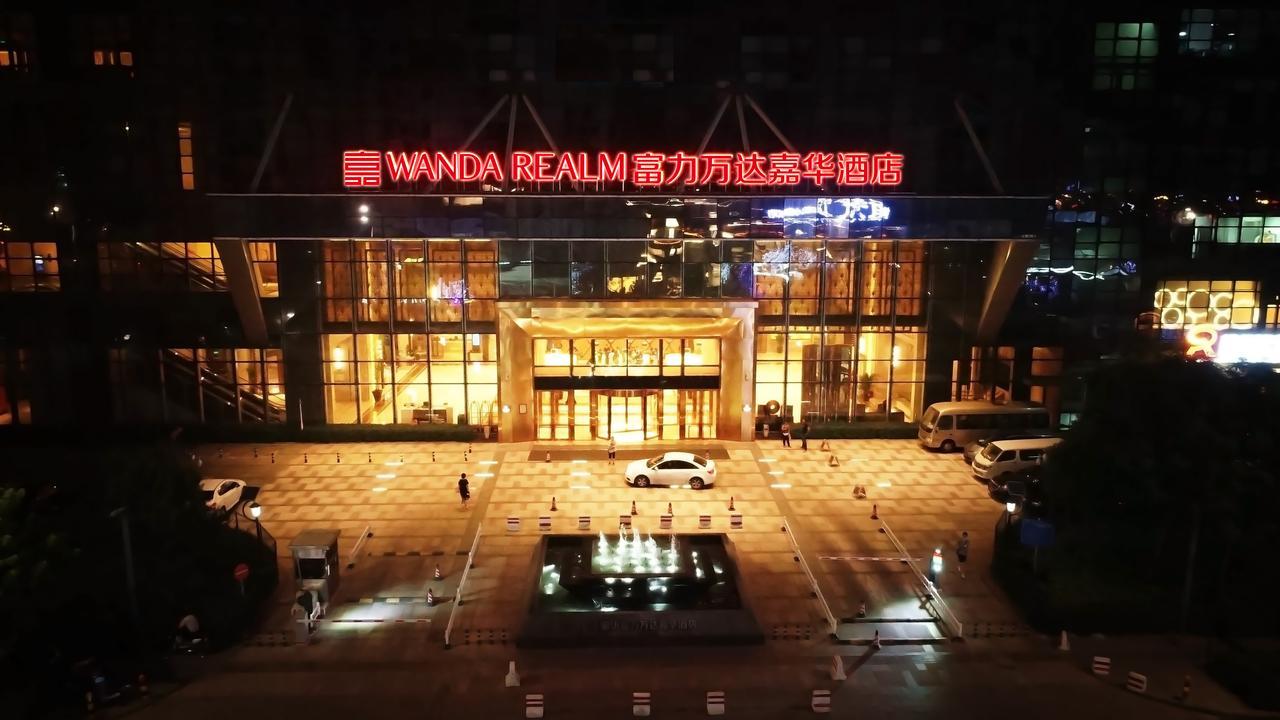 Отель Wanda Realm Langfang Экстерьер фото